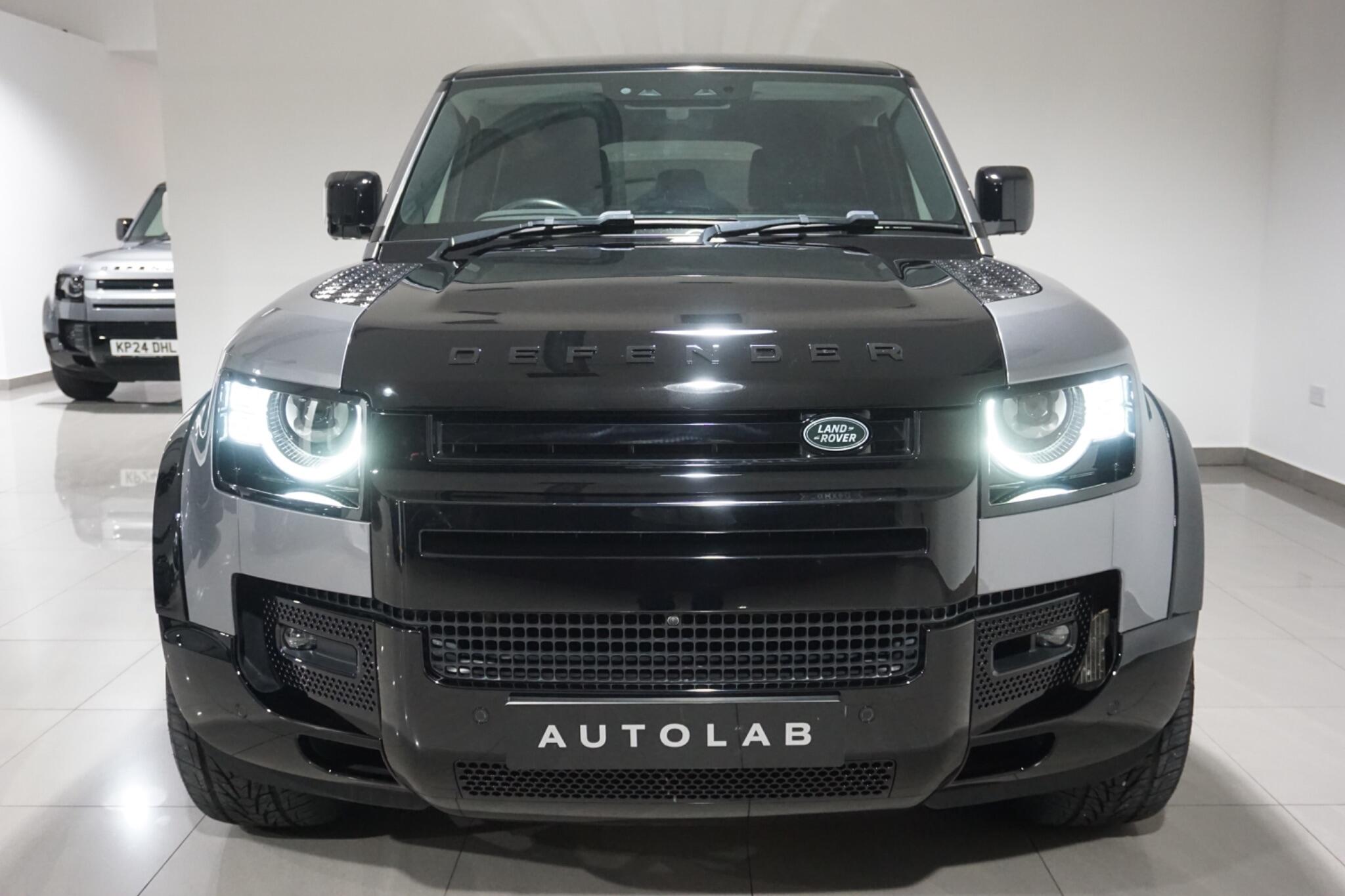Land Rover Defender 110 3.0 D200 MHEV SE SUV 5dr Diesel Auto 4WD Euro 6 (s/s) (200 ps)